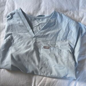 Figs One Pocket Catarina Scrub Top